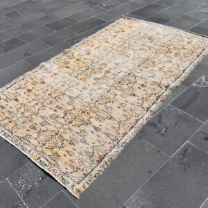 4.3 ft. x 7.3 ft. Vintage Turkish Rug TR04897 Image 1