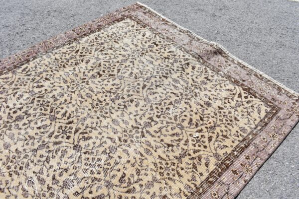 4.7 ft. x 8.6 ft. Vintage Turkish Rug TR04927 Image 4