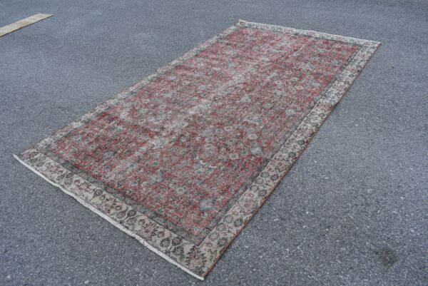 5 ft. x 9.1 ft. Vintage Turkish Rug TR05007 Image 1