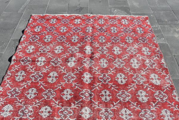 5.2 ft. x 9.9 ft. Vintage Turkish Rug TR05047 Image 4