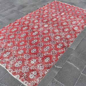 5.2 ft. x 9.9 ft. Vintage Turkish Rug TR05047 Image 1