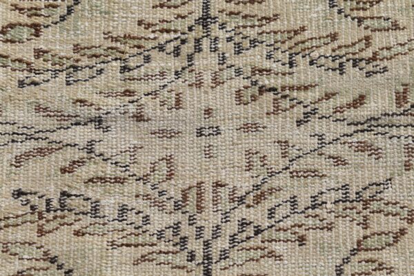 2.8 ft. x 6.5 ft. Vintage Turkish Rug TR05057 Image 6