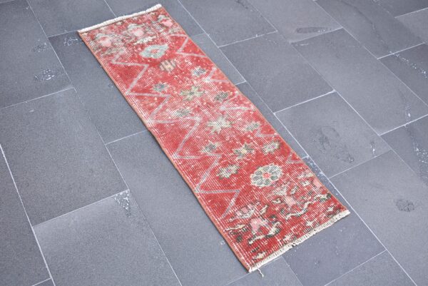 1.3 ft. x 3.9 ft. Vintage Turkish Rug TR05067 Image 3