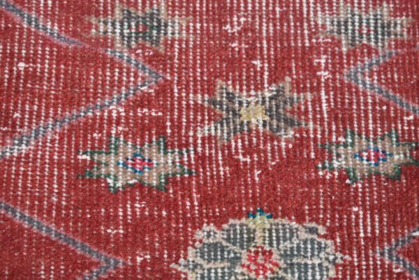 1.3 ft. x 3.9 ft. Vintage Turkish Rug TR05067 Image 6
