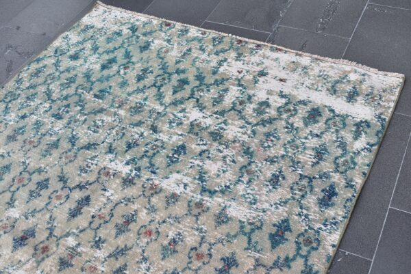 4.6 ft. x 7.1 ft. Vintage Turkish Rug TR05107 Image 4