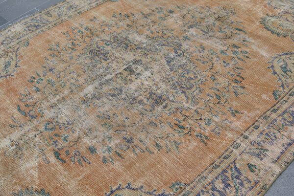 6.3 ft. x 9.1 ft. Vintage Turkish Rug TR05117 Image 5