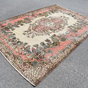 5.4 ft. x 9.2 ft. Vintage Turkish Rug TR05147 Image 1