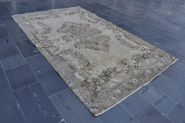 6.3 ft. x 9.9 ft. Vintage Turkish Rug TR05197 Image 3