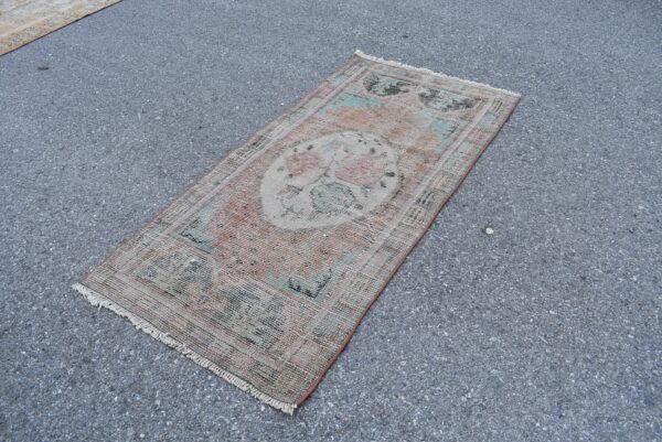 2.5 ft. x 5.3 ft. Vintage Turkish Rug TR05237 Image 1