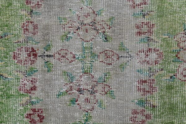 4.7 ft. x 8.1 ft. Vintage Turkish Rug TR05257 Image 6