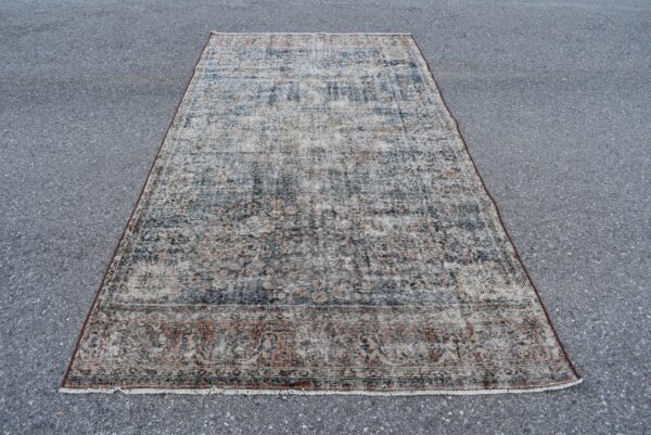 4.8 ft. x 9.4 ft. Vintage Turkish Rug TR05267 Image 2