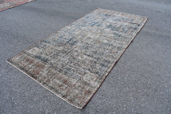 4.8 ft. x 9.4 ft. Vintage Turkish Rug TR05267 Image 1