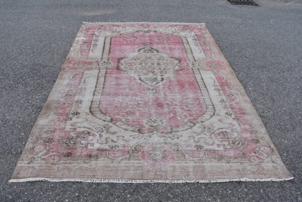 5.6 ft. x 8.6 ft. Vintage Turkish Rug TR05287 Image 2