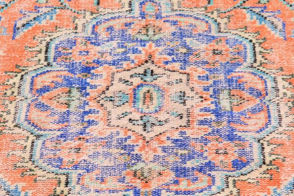 5.8 ft. x 9.3 ft. Vintage Turkish Rug TR05307 Image 6