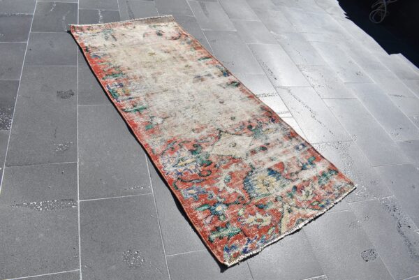 2.9 ft. x 6.1 ft. Vintage Turkish Rug TR05317 Image 3