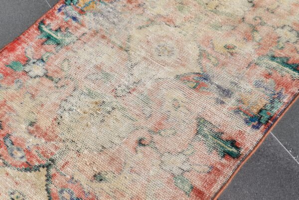 2.9 ft. x 6.1 ft. Vintage Turkish Rug TR05317 Image 5