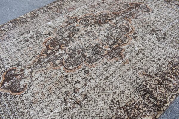 6.8 ft. x 10.2 ft. Vintage Turkish Rug TR05347 Image 5