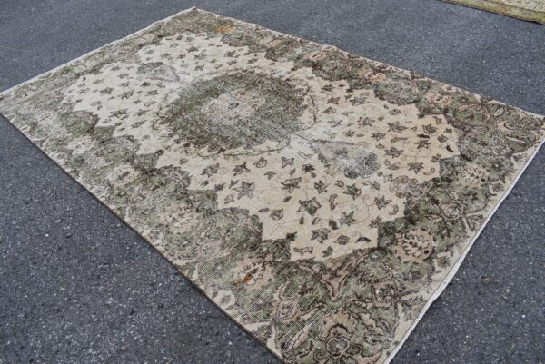 5.6 ft. x 8.7 ft. Vintage Turkish Rug TR05367 Image 3