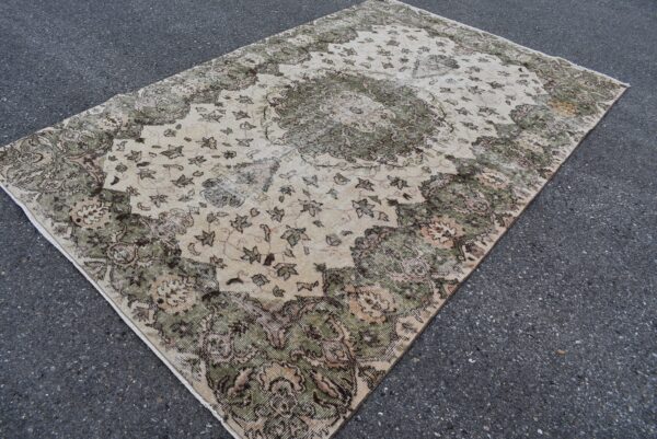 5.6 ft. x 8.7 ft. Vintage Turkish Rug TR05367 Image 1