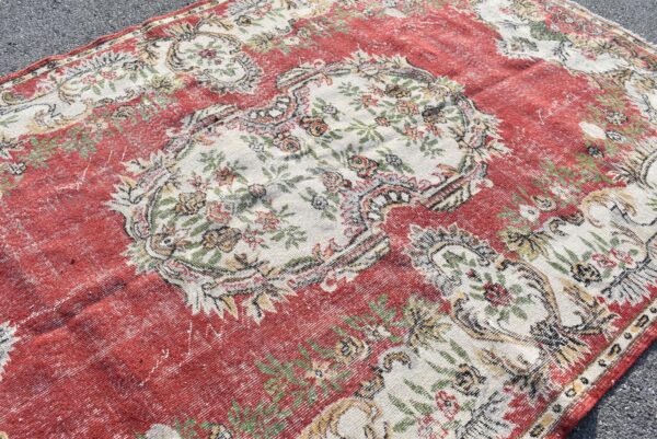 6.1 ft. x 9.4 ft. Vintage Turkish Rug TR05417 Image 5