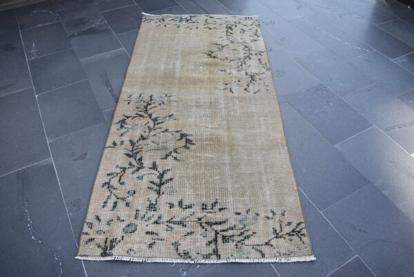 2.7 ft. x 6.2 ft. Vintage Turkish Rug TR05457 Image 2