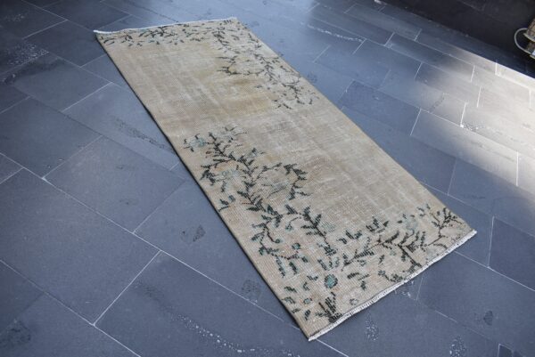 2.7 ft. x 6.2 ft. Vintage Turkish Rug TR05457 Image 3