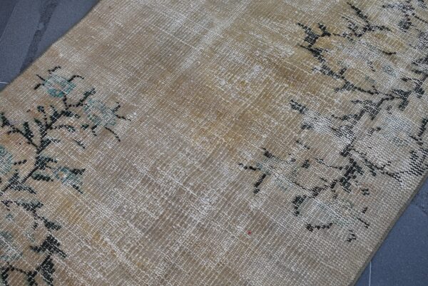 2.7 ft. x 6.2 ft. Vintage Turkish Rug TR05457 Image 5