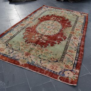 5.7 ft. x 9.1 ft. Vintage Turkish Rug TR05497 Image 1