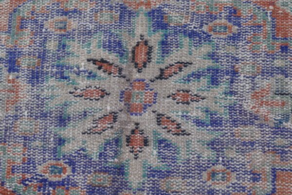 5.2 ft. x 9.1 ft. Vintage Turkish Rug TR05527 Image 6