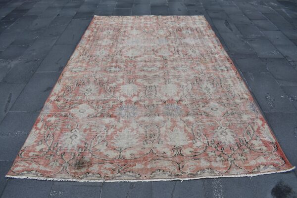 5.6 ft. x 9.1 ft. Vintage Turkish Rug TR05587 Image 2