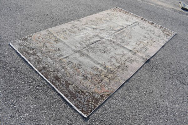 5.2 ft. x 9.1 ft. Vintage Turkish Rug TR05597 Image 1