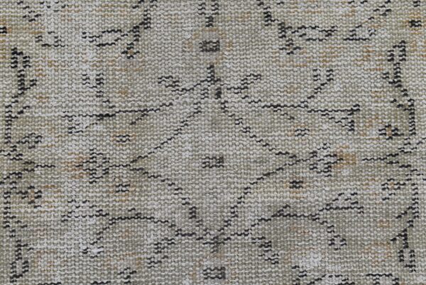 2.8 ft. x 6.4 ft. Vintage Turkish Rug TR05617 Image 6