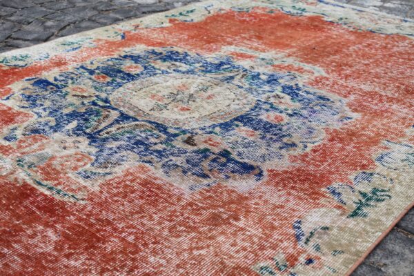 4.5 ft. x 8.5 ft. Vintage Turkish Rug TR05627 Image 4