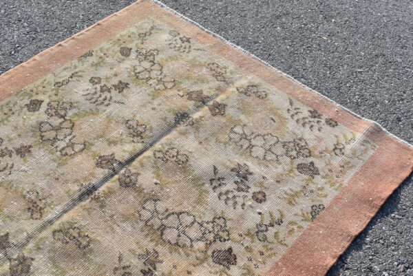 3.8 ft. x 6.6 ft. Vintage Turkish Rug TR05637 Image 4