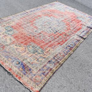 5.7 ft. x 9.9 ft. Vintage Turkish Rug TR05657 Image 1