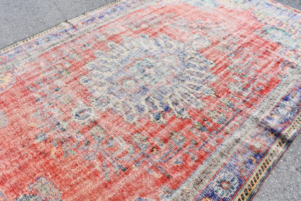 5.7 ft. x 9.9 ft. Vintage Turkish Rug TR05657 Image 5