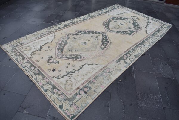5.6 ft. x 11.3 ft. Vintage Turkish Rug TR05677 Image 1