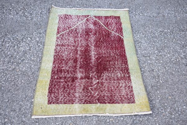 2.3 ft. x 3.1 ft. Vintage Turkish Rug TR05687 Image 2