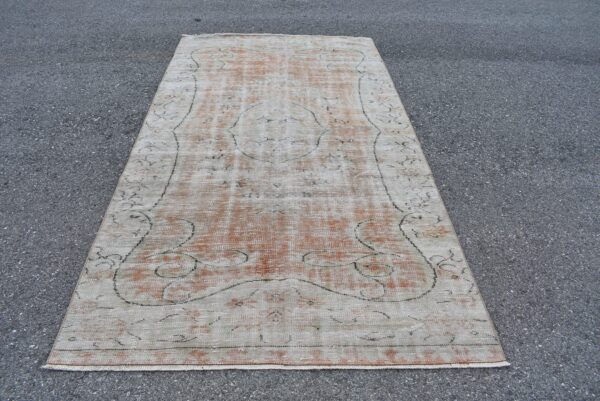4.6 ft. x 8.8 ft. Vintage Turkish Rug TR05727 Image 2