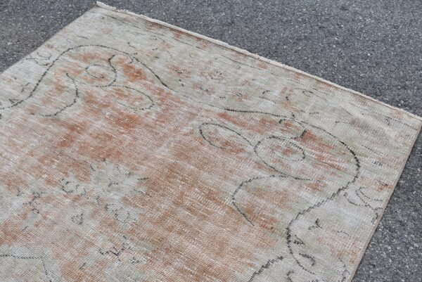 4.6 ft. x 8.8 ft. Vintage Turkish Rug TR05727 Image 4