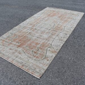 4.6 ft. x 8.8 ft. Vintage Turkish Rug TR05727 Image 1