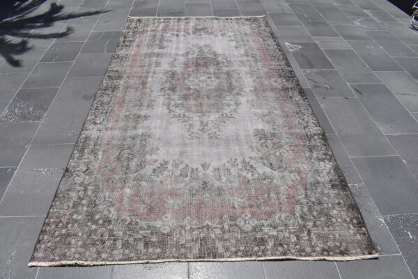 4.8 ft. x 9 ft. Vintage Turkish Rug TR05757 Image 2
