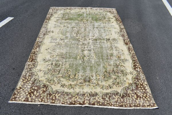 5.1 ft. x 8.3 ft. Vintage Turkish Rug TR05787 Image 2