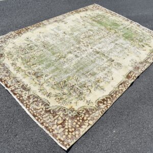5.1 ft. x 8.3 ft. Vintage Turkish Rug TR05787 Image 1