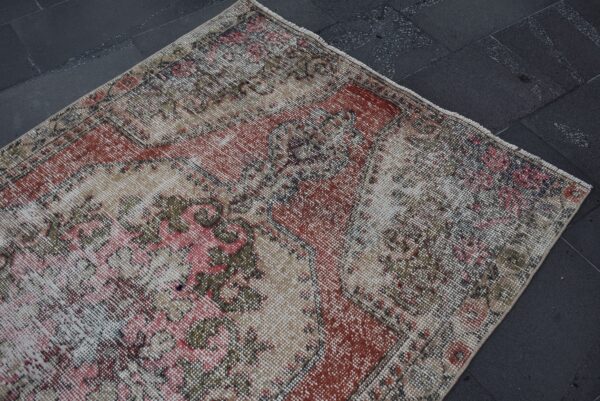 3.9 ft. x 6.7 ft. Vintage Turkish Rug TR05857 Image 4