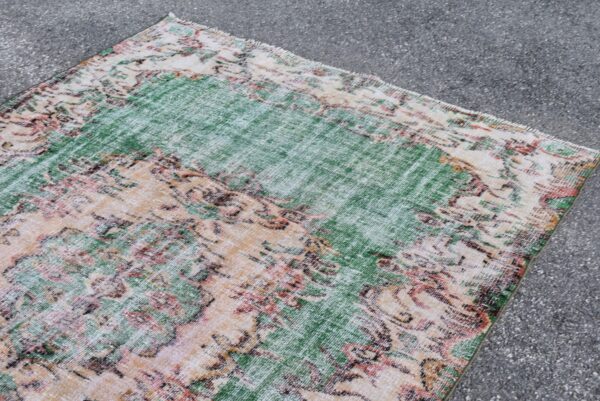 5.5 ft. x 8.2 ft. Vintage Turkish Rug TR05867 Image 4