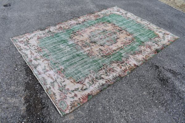 5.5 ft. x 8.2 ft. Vintage Turkish Rug TR05867 Image 1