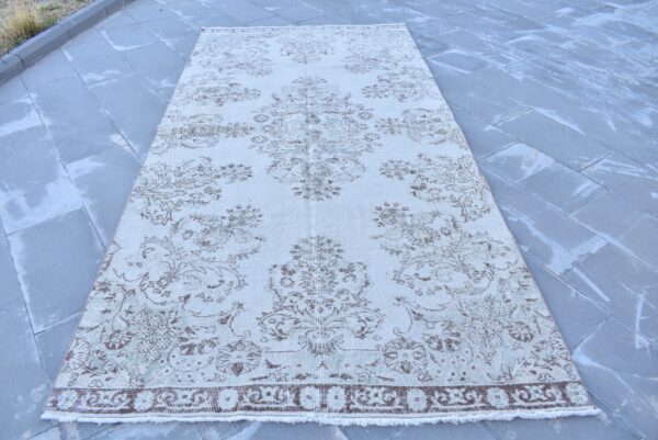 4.8 ft. x 9.7 ft. Vintage Turkish Rug TR06117 Image 2