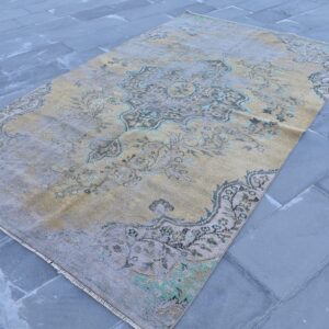5.5 ft. x 9.2 ft. Vintage Turkish Rug TR06127 Image 1