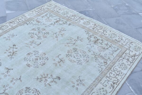 5.1 ft. x 8.8 ft. Vintage Turkish Rug TR06207 Image 4